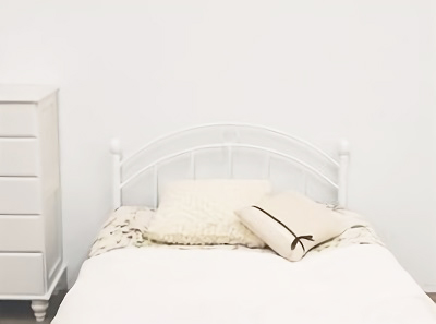 さりげなく可愛いシンプル姫系ベッド フェミニンな雰囲気