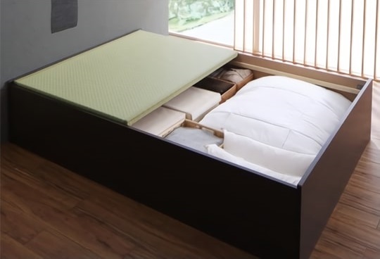 簡易的な跳ね上げ収納付きの畳ベッド